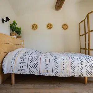  Appartement Petite Maison De Charme Au Cœur Du Centre